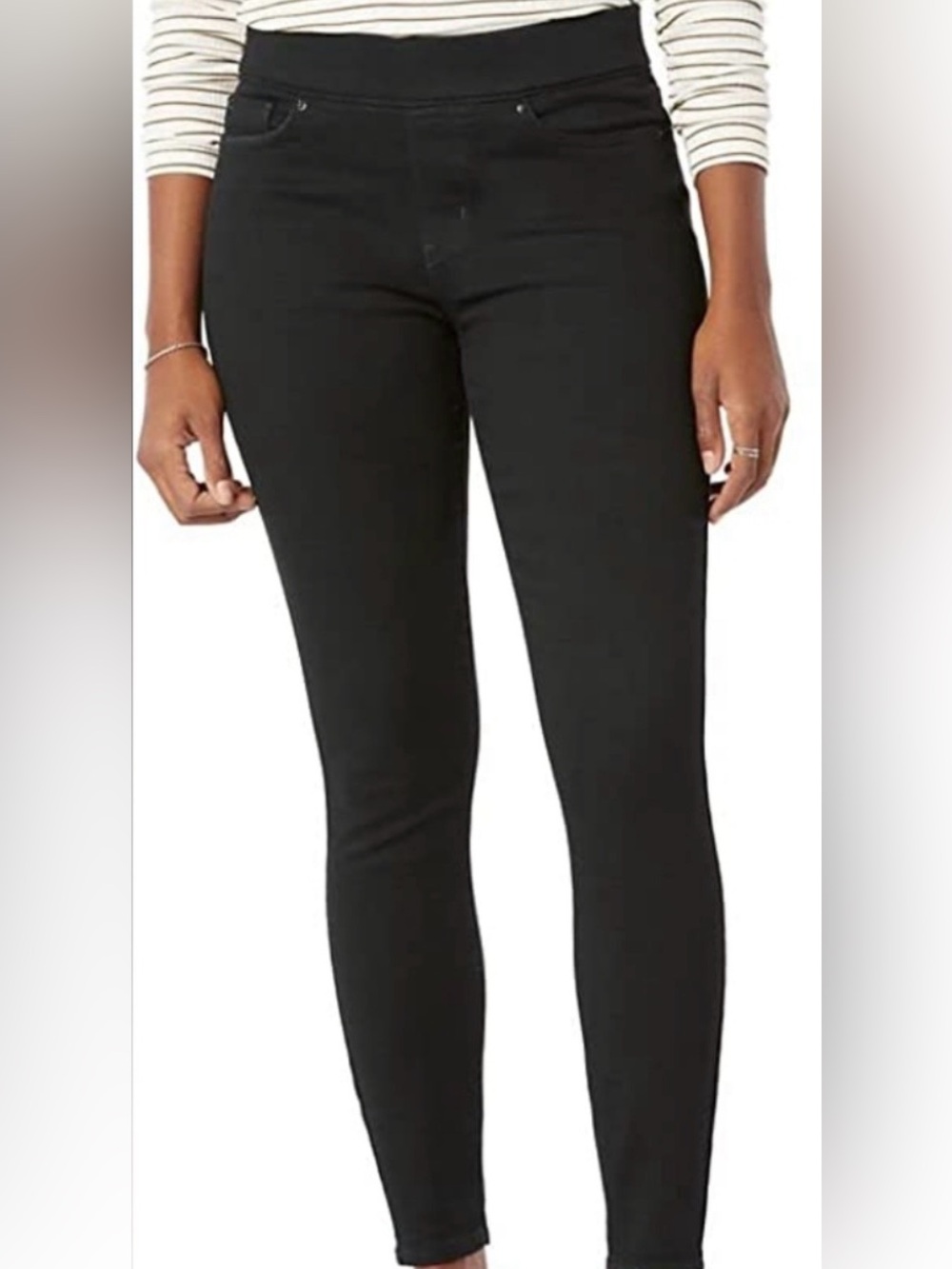 Bundle! Levi Signature Totally Shaping Pull-On Super Skinny Jeans (Black & Wine)